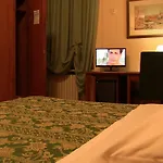 都皮尼酒店 梅尔菲