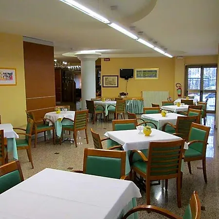 都皮尼酒店 酒店