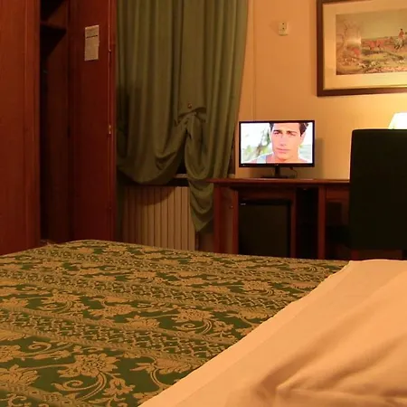 Due Pini Мельфи