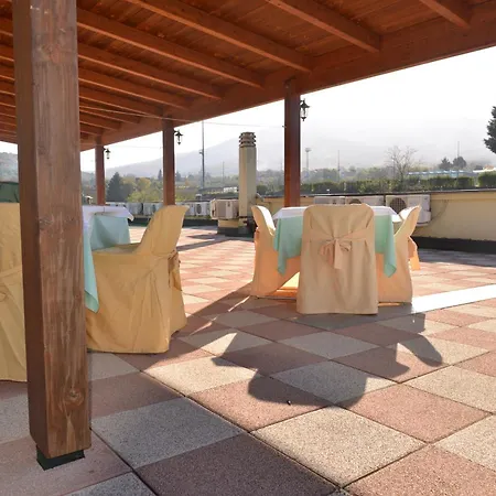 Due Pini 4* ملفي