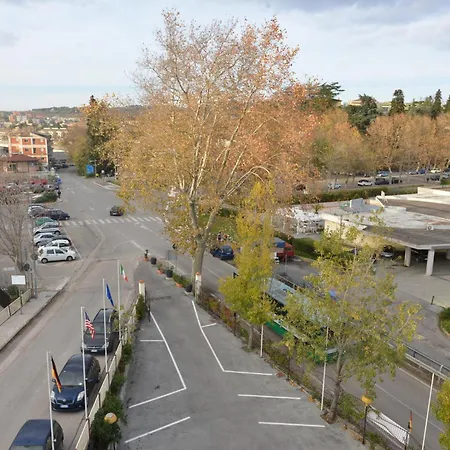 فندق Due Pini ملفي