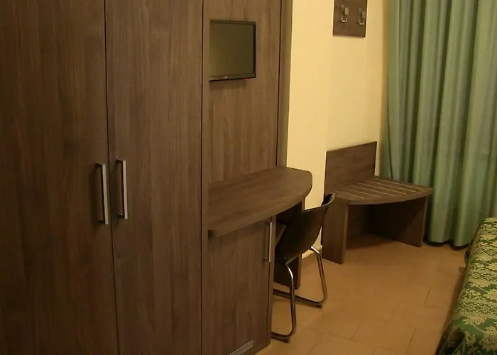 Due Pini 4* Мельфи